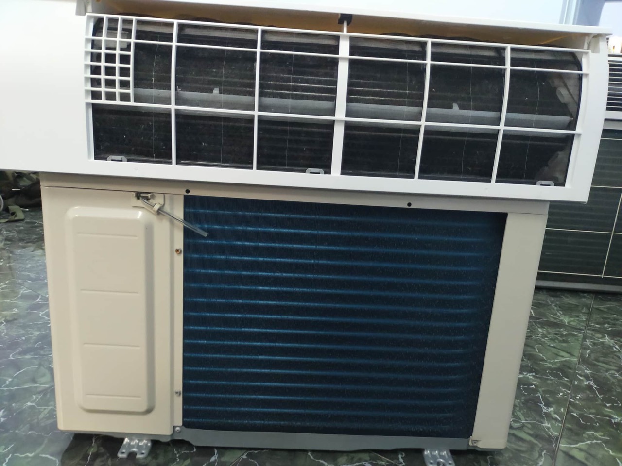 Máy Lạnh Daikin Inverter 1.5hp Đời 2019 Mới 97%